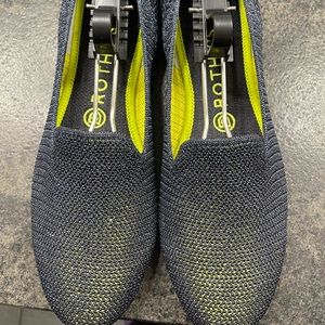 Rothy’s Metallic lattice loafers Size 9